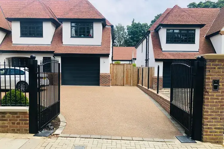 swing gates in london